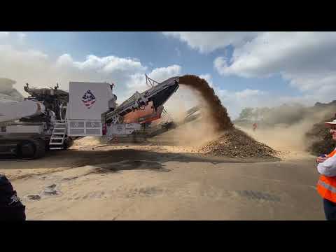 Diamond Z DZH 7000 Horizontal Grinder