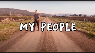 Musik-Video-Miniaturansicht zu MY PEOPLE Songtext von James Johnston