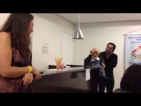 Warley Santana e Sr. Antenor no Pocket Show feito em comemoração ao Dia Mundial do Rotaract