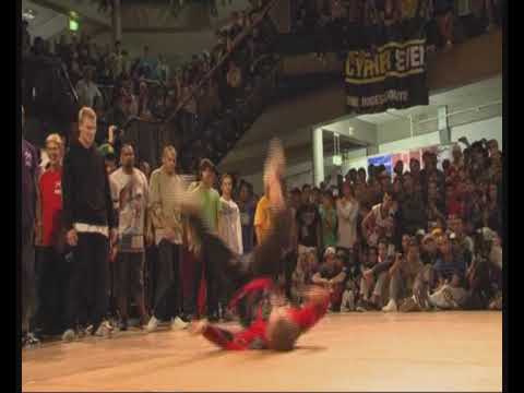 IBE 2009 bboy pocket  (KILLS )  VS bboy lil kev