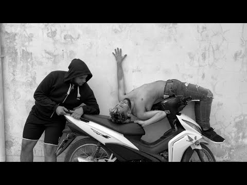 “Behind the scenes” || Lucas Varela