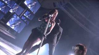 Paula Abdul - I&#39;m Just Here For The Music (Live American Idol 2009).avi