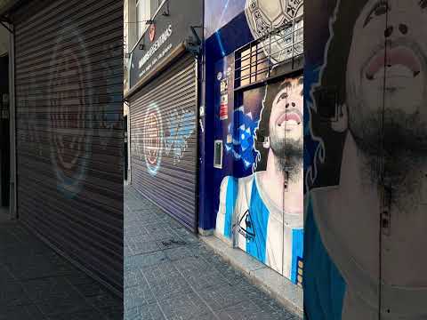 Mural de #Malvinas y #maradona #D10s en el barrio porteño de #villapueyrredon #shorts #buenosaires