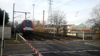 preview picture of video 'CFL 2223 in Rodange (2012-12-24-11-37-45)'