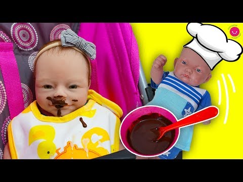 La bebé Anuk come PAPILLA de CHOCOLATE con Ben