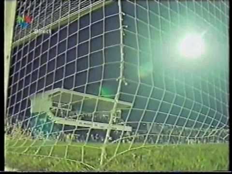 FCM BACAU - DINAMO 0-2 (2004)