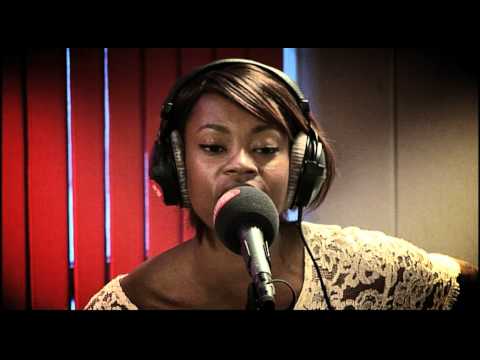 Studio Brussel: Fitz and the Tantrums - Breakin' The Chains Of Love