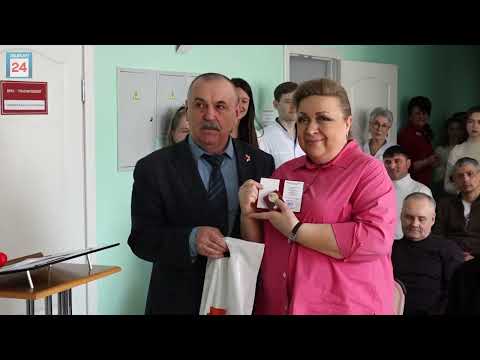 Люди, что бескорыстно помогают другим: почётных доноров в Хакасии стало больше