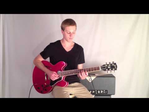 Jazz Guitar Lesson: Pat Martino Guitar Lick Over a Jazz II V I Chord Progression