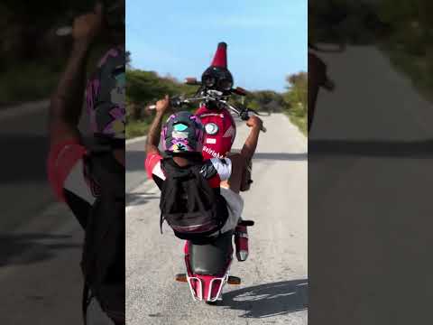 Família Beberibe no Grau & Nogueira - Beberibe Ceará #piseiro e #grau #titan #xre300 #cg99