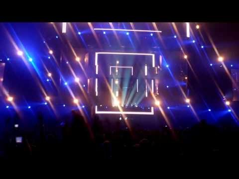 Swedish House Mafia - Daft Punk / Leave the World Behind / Clash @ Friends Arena 24.11.2012
