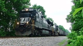 preview picture of video 'Norfolk Southern Coal Train In Parrott, Virginia'