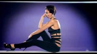 Tinchy Stryder Ft Amelle Never Leave You OFFICAL VID