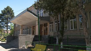 Դպրոցում աշակերտներին ծեծի ենթարկած տղամարդը ներողություն է խնդրում.Ի՞նչ է իրականում տեղի ունեցել