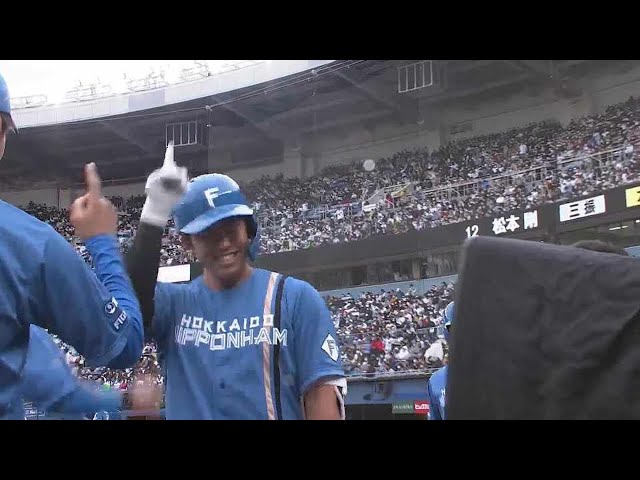 【4回表】ファイターズ・今川優馬 追加点となるライトスタンドへの2ランホームランを放つ!! 2022年5月1日 千葉ロッテマリーンズ 対 北海道日本ハムファイターズ