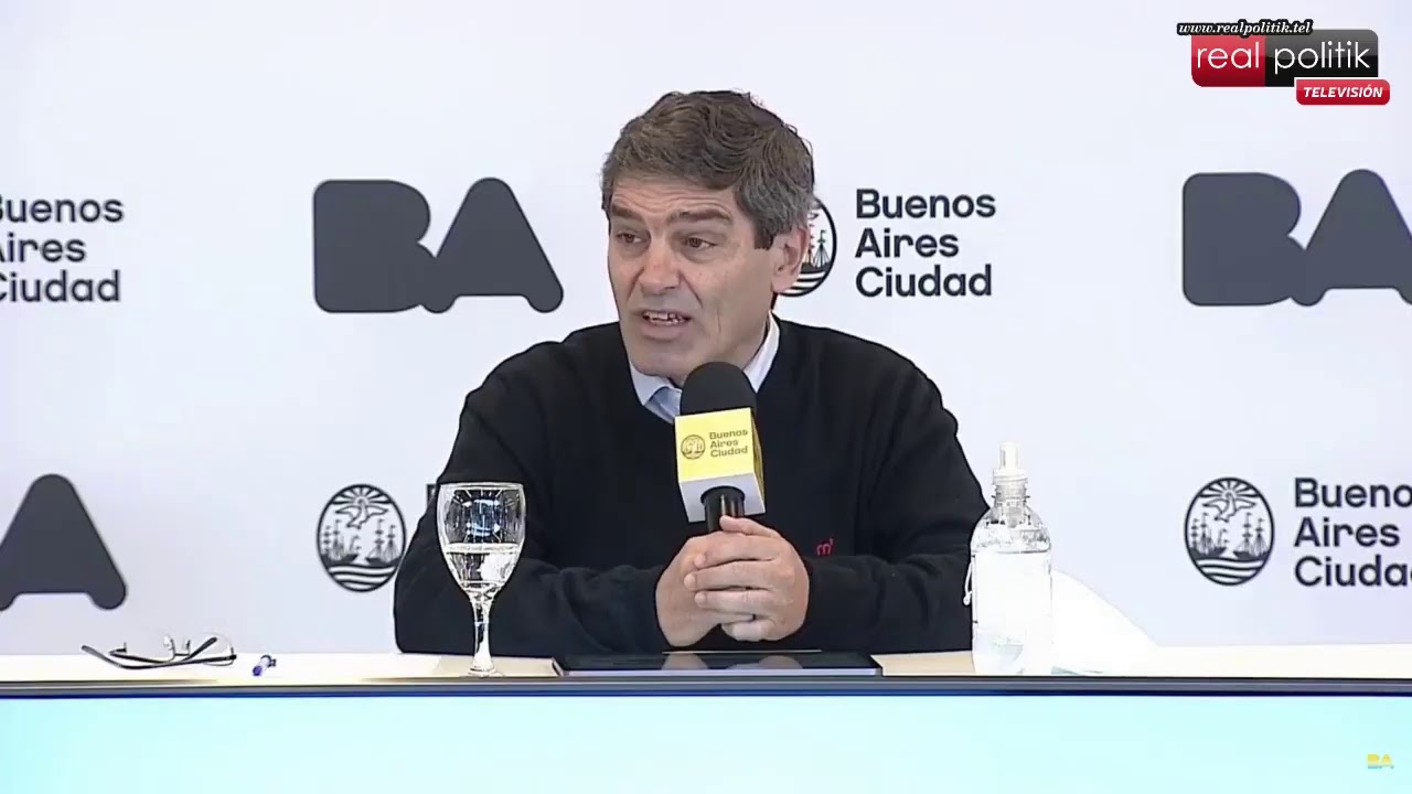 El ministro de Salud porteño aclaró que la curva de descenso de contagios será "lenta y paulatina"