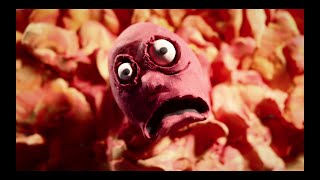 Caro - Closet Lunatic video