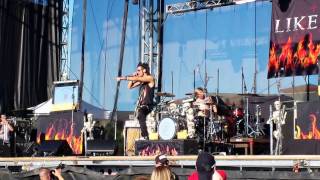 Like A Storm Gangster&#39;s Paradise LIVE