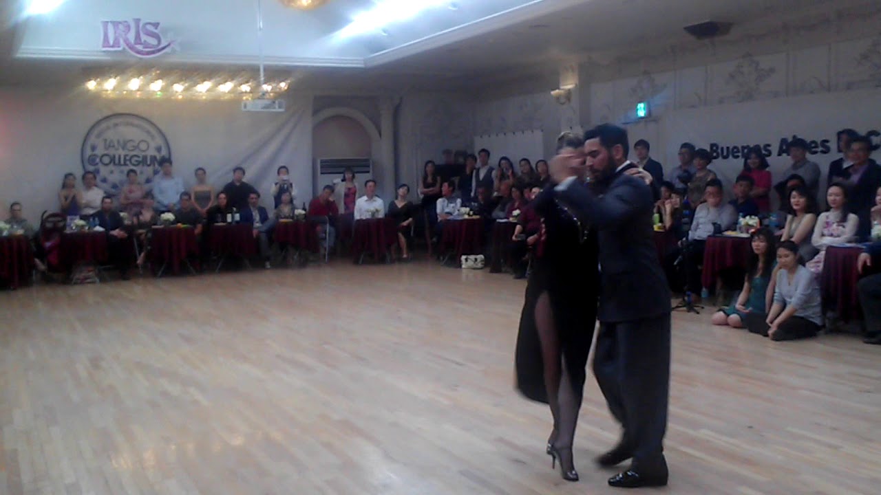 [Juan d'Arienzo, Alberto Echagüe - Santa milonguita] Jose Luis Salvo & Carla Rossi