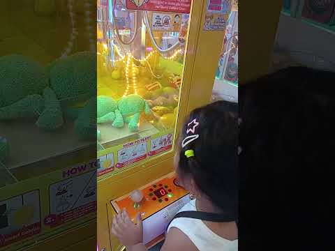 Arcade Games Claw Machine #trending #clawmachine #viralvideo #kidzplay #foryoupageofficiall #fypシ゚