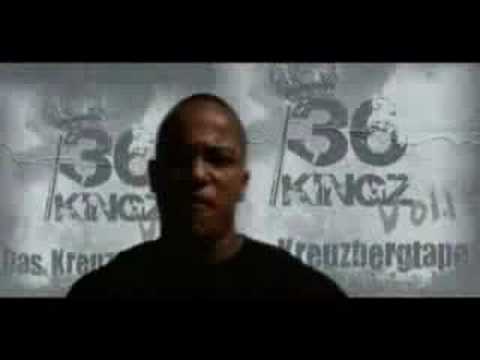 DeSo DoGg & ZaZa--WiR BoMbEn EuRe ScEnEn