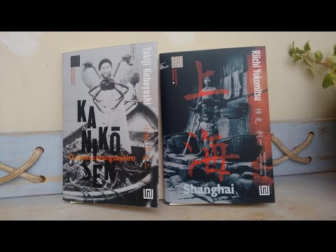 Bonecos dos livros Kanikosen e Shanghai (literatura japonesa do período entreguerras)
