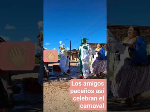 celebrando el carnaval en Santa Ana