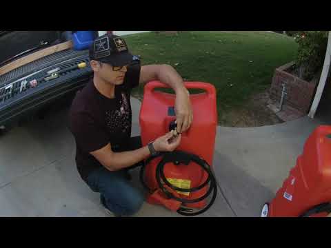 Duramax Flo n Go 14 Gallon Gas Tank with Hacks