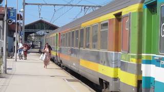 preview picture of video 'SNCF Intercités  Marseilles - Bordeaux tracté par une BB22200 livrée beton à Sète'