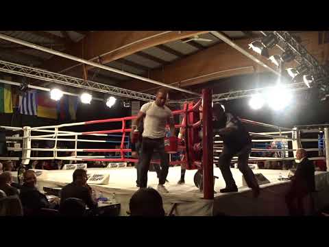 MAH05383 Edison Demaj vs Dominik Ameri