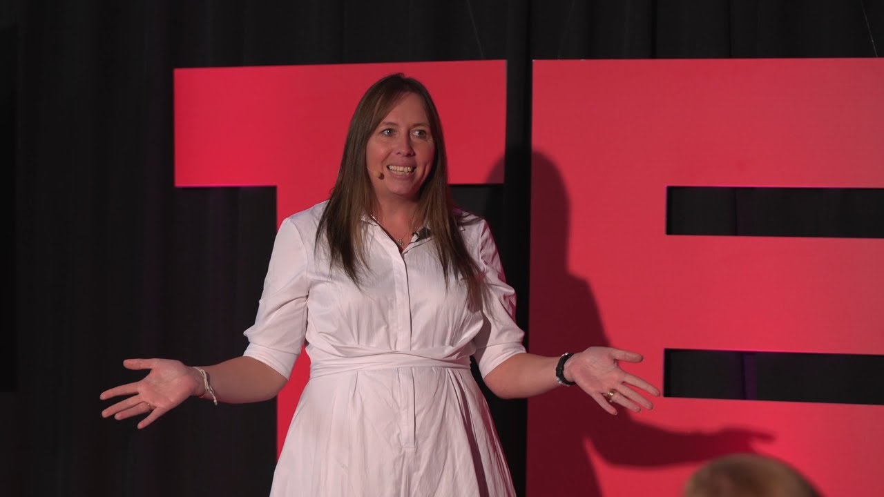 The running community helping the local community | Sarah Donaghy | TEDxGosport