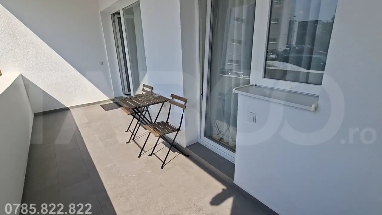 Apartament de vanzare cu 3 camere si balcon Kogalniceanu - Video