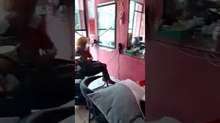 Download lagu Dengan modal murah teman2 bs buka salon mungil dan nyaman...ptg ilmunya yg hrs punya ya.. mp3