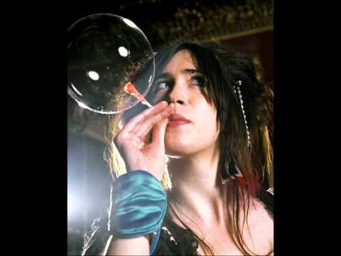 download lagu mp3 mp4 Imogen Heap Kidding, download lagu Imogen Heap Kidding gratis, unduh video klip Imogen Heap Kidding