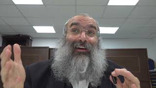 שלום בית לגברים - מי זוכר יותר נשים או גברים▪️הרב נחמנסון▪️(שטיינבאך שול כפר חב"ד) (הרב יהודה לייב נחמנסון) - התמונה מוצגת ישירות מתוך אתר האינטרנט יוטיוב. זכויות היוצרים בתמונה שייכות ליוצרה. קישור קרדיט למקור התוכן נמצא בתוך דף הסרטון