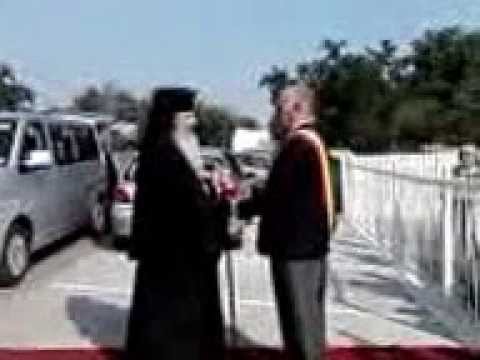 Inaltpreasfintitul Teofan  la Razboieni