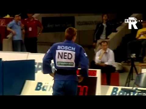 Edith Bosch scheurt enkelbanden