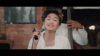 Lirik Lagu Kosong (Paman dari Mana) - Societeit De Harmonie: Paman dari Mana? dari Ibu Kota