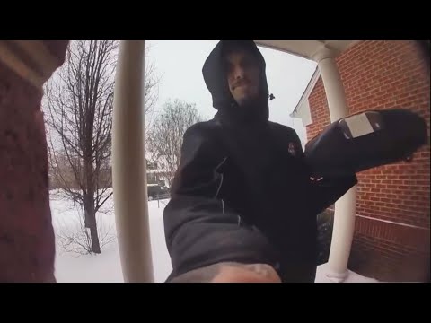 Pizza Delivery Man Stuns Homeowner After Receipt Shows No Tip