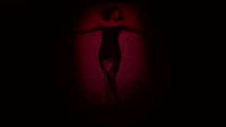 Elli Perry -  Smoking Gun (official video)