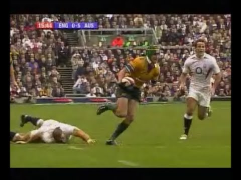 Glorious piece of rugby from Matt Giteau