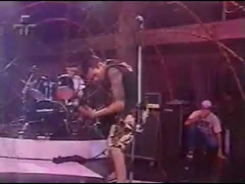 Ande de skate e destrua - Gritando HC