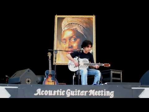 JOE CHIARIELLO Death Letter [Son House] - Acoustic Guitar Meeting 2013 -