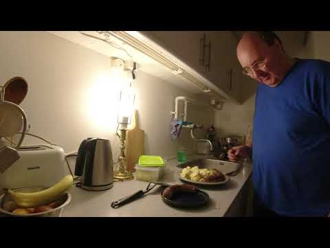 MongoTV_4100 - Min Aftensmad - Del 1 - MEDISTERPØLSE Med Kartofler og Viser Computerspil