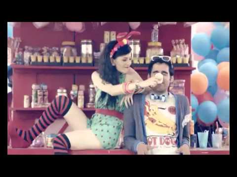 vicky nayyar Life is an Adventure- Yamaha Ray - LOW QUAL for Slow connections