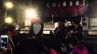 Under your halo Chiodos