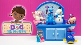 Doc McStuffins Toys Hallie & Squeakers Talkin Check Up Set Lambie, Stuffy, Chilly