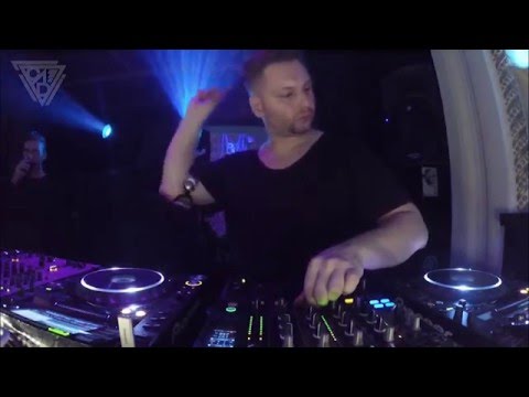 Mark Reeve performs @ Opposite club Prague