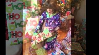 Here Comes Santa Claus - Zoe 2013