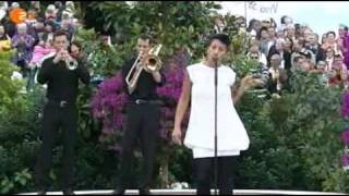 Malika Ayane "Brighter Than Sunshine"